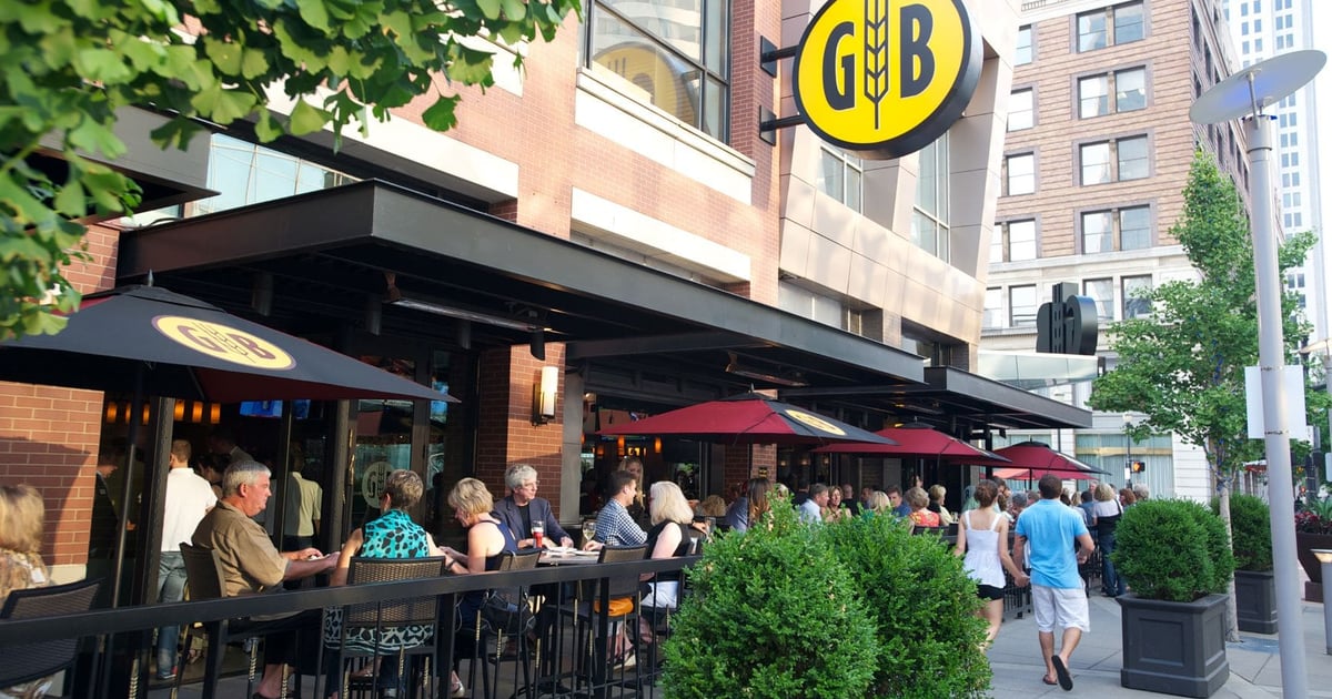 Group Dining - Gordon Biersch Brewery Restaurant - Brewery