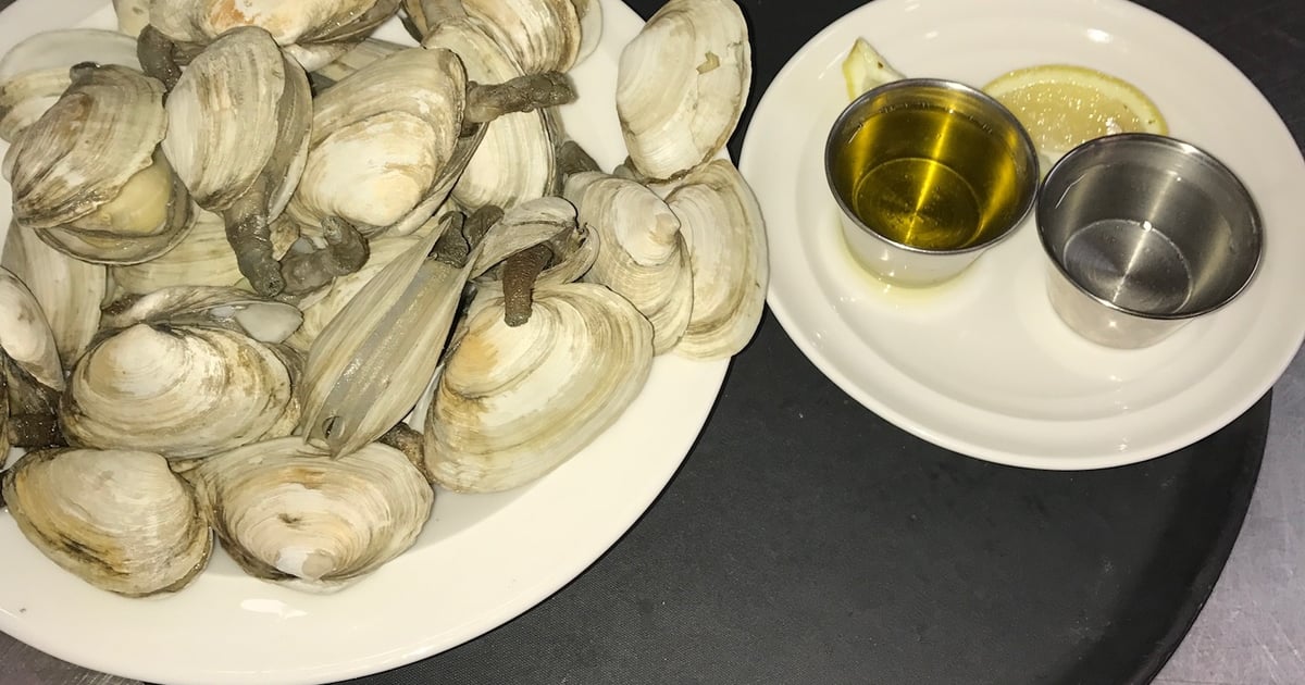 Steamers Lunch Sea Ketch Restaurant Restaurant in Hampton, NH