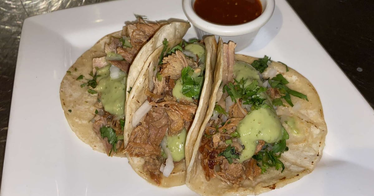 Tacos Carnitas (Pork) Dinner Menu Jalapeños Mexican Restaurant in