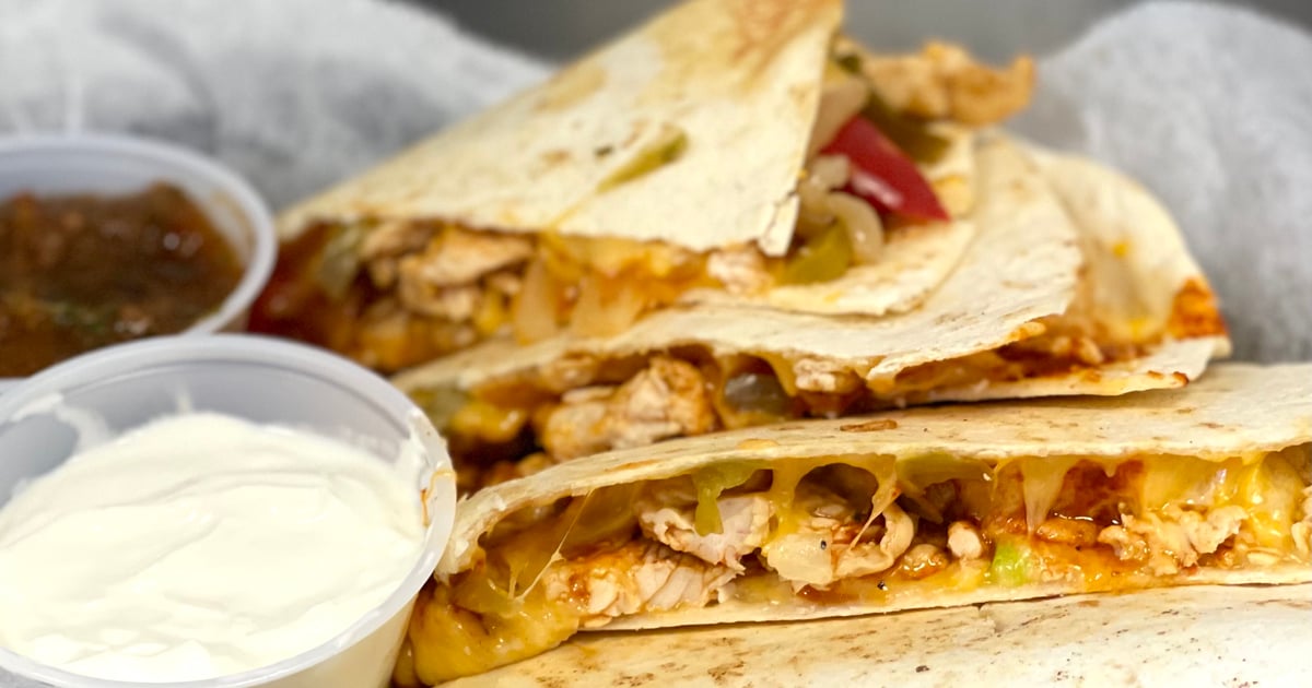 Chipotle Chicken - Menu - Blue Cactus Grill - Cheesesteak Restaurant in ...