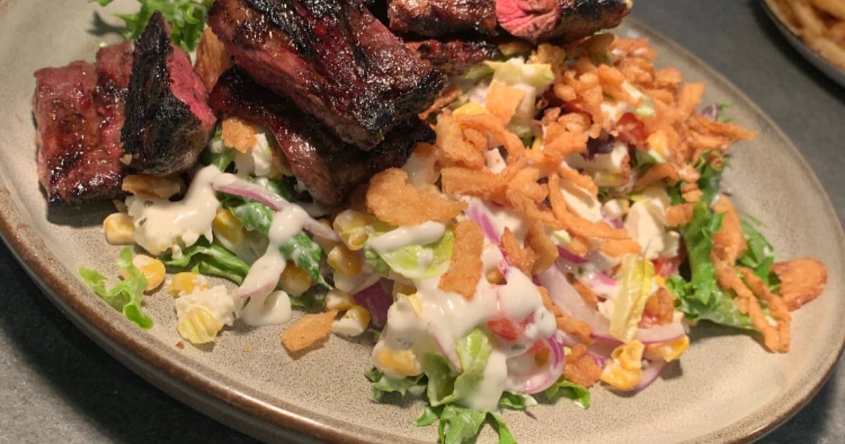 Skirt Steak Salad Brunch Southern Table Kitchen & Bar Southern Restaurant in Pleasantville, NY