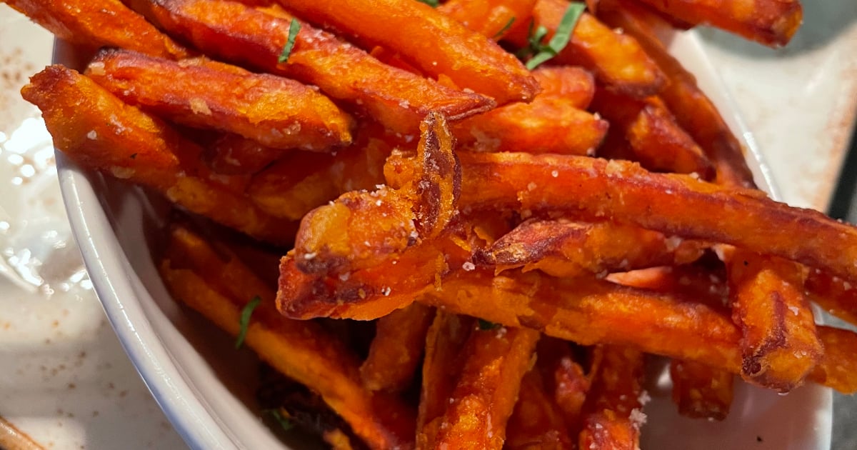 Sweet Potato Fries (Baked or Fried!) - Dinner at the Zoo