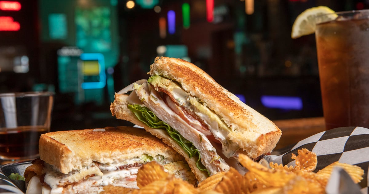 Turkey Avocado Sandwich Dinner Menu Grata Bar & Lounge Bar