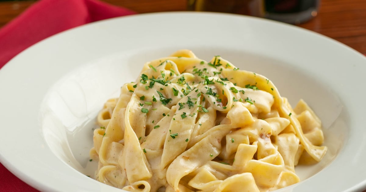 Fettuccine Alfredo With Chicken Cheesecake Factory