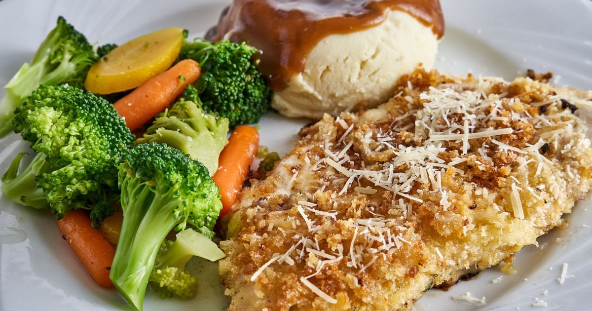 Parmesan Crust Chicken Sandwich Dinner Chef Peter's Bistro