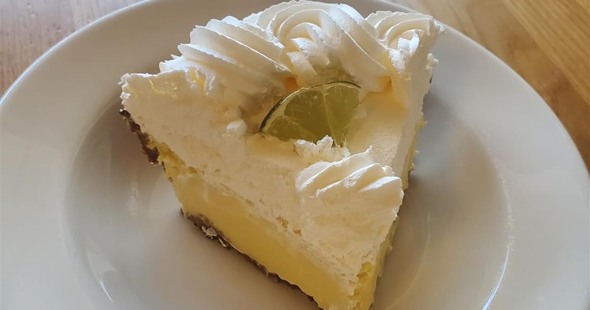 Key Lime - Pies and Cakes - Banning's Restaurant & Pie House ...