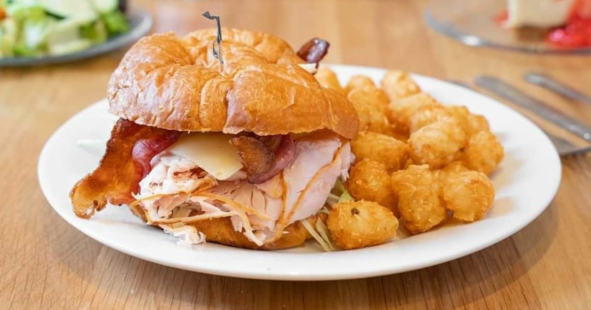 Smoked, Turkey, Bacon & Swiss Croissant Lunch & Dinner Banning's