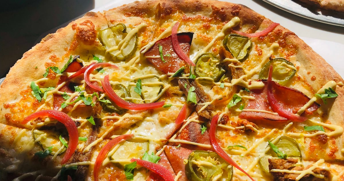 Plaza Perks Proof Artisanal Pizza & Pasta Pizza Restaurant in Tucson, AZ