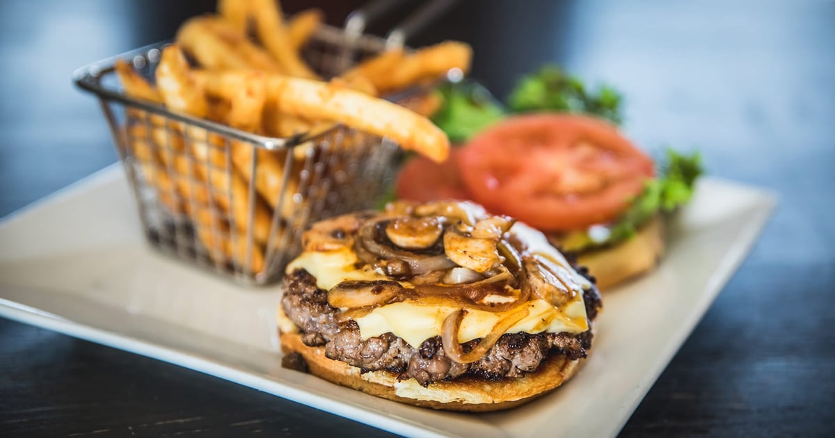 Red's 10oz Burger Dinner Menu Red's Kitchen + Tavern