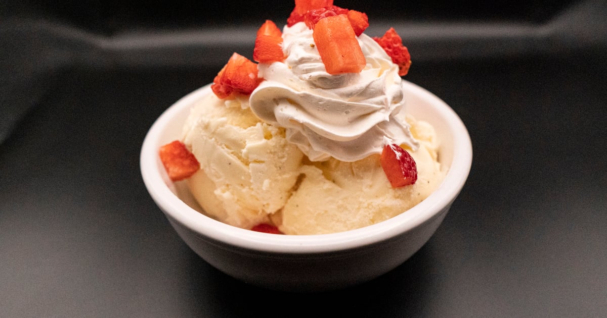 Ice Cream Buckets (Vanilla, Strawberry, Chocolate, Salted Caramel) -  Picture of VEER Resto-Lounge, Amman - Tripadvisor