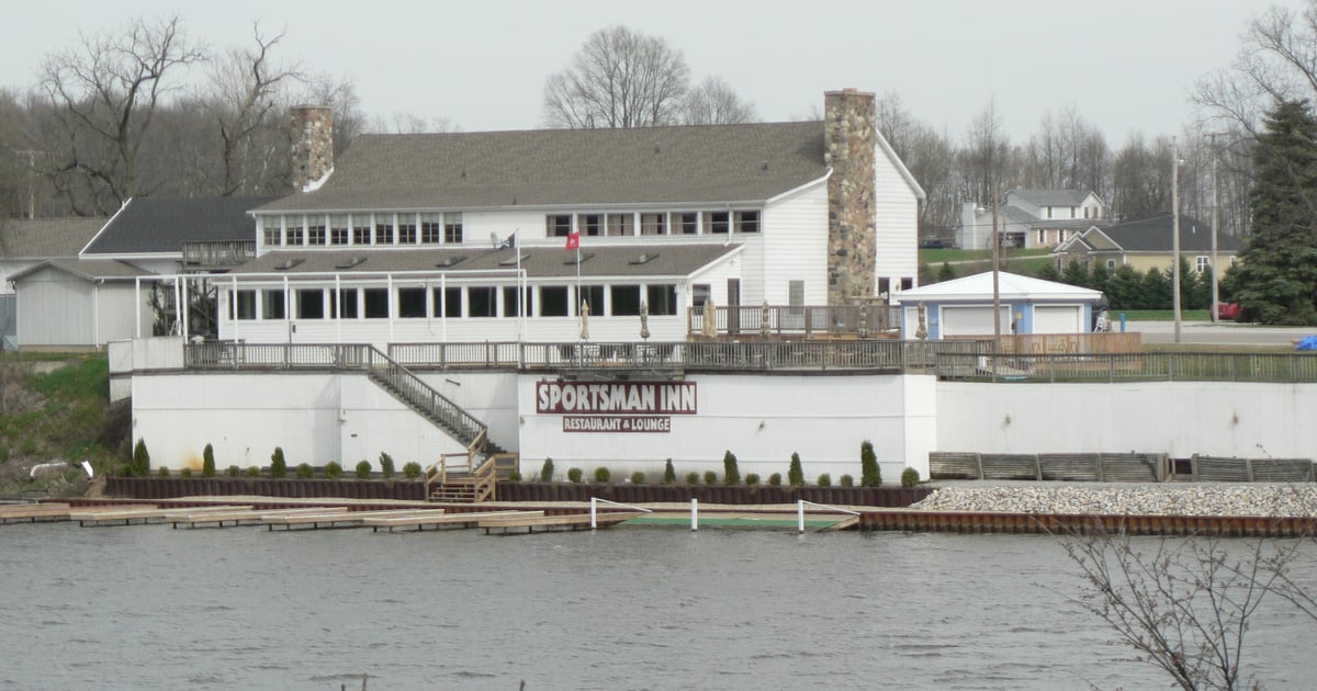 History Sportsman Inn Restaurant in Monticello, IN