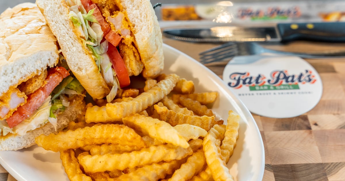 Gulf Shrimp Poboy - Fat Pat's Bar and Grill - American Restaurant in LA