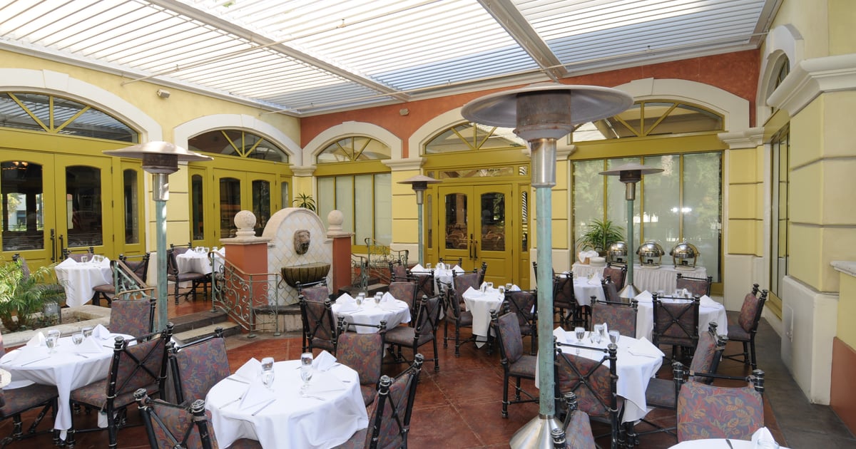 HISTORY Geezers American Restaurant in Santa Fe Springs, CA