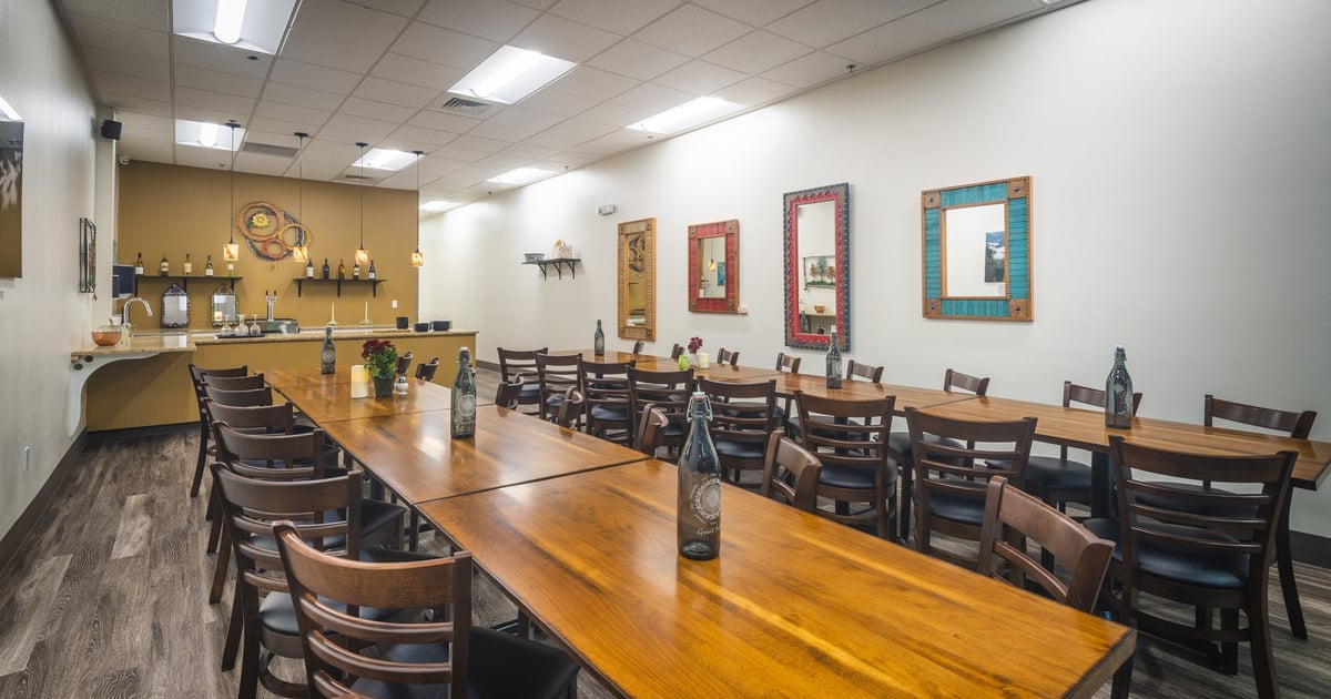 Private Dining Great Full Gardens Health Food Restaurant in NV