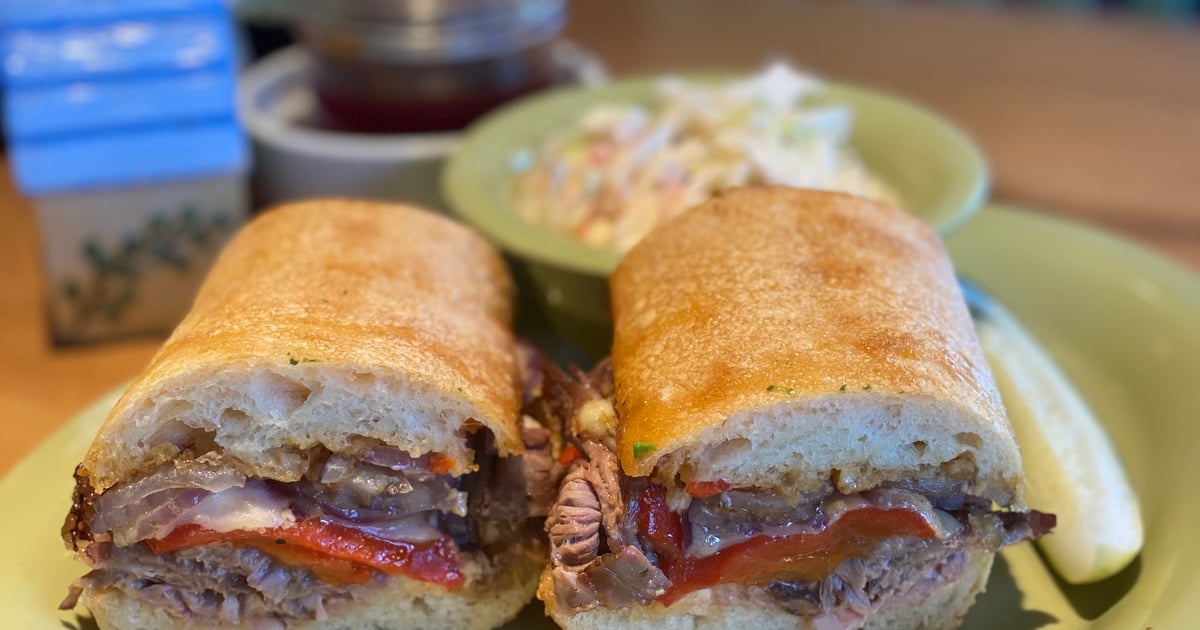 Chipotle Beef Melt Main Great Full Gardens Health Food Restaurant