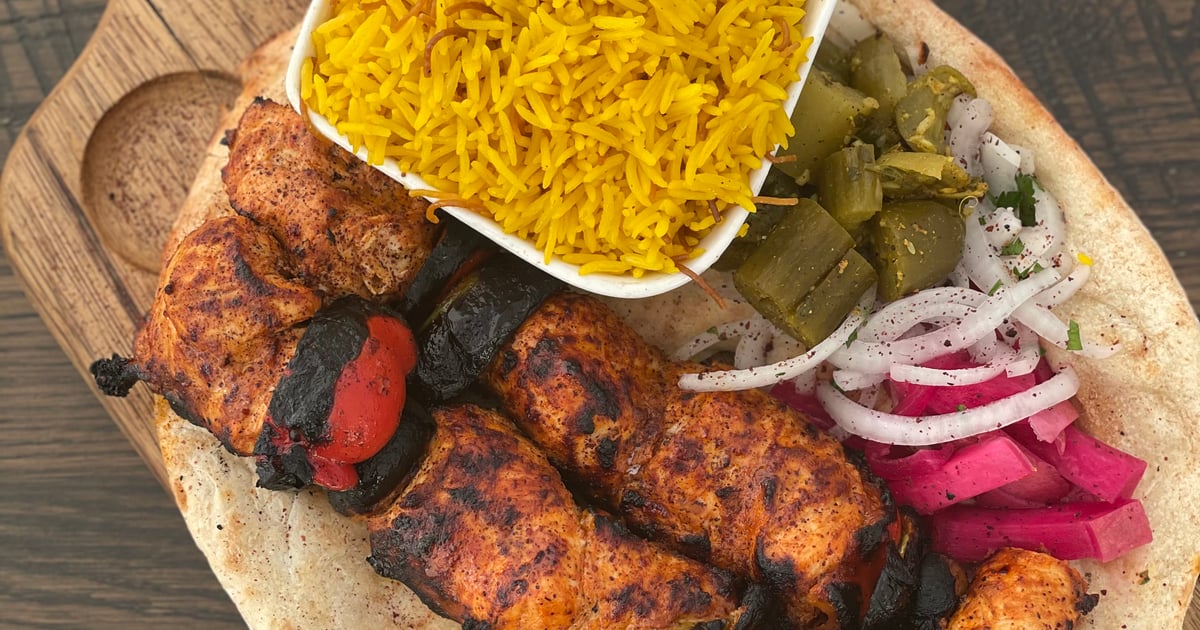 Shish Taouk Plate, (Chicken Tikka)