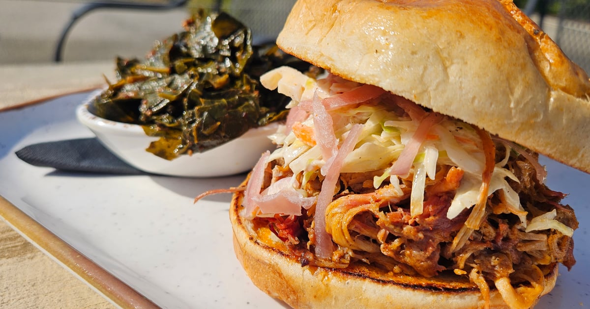 Best pulled pork clearance sandwich near me