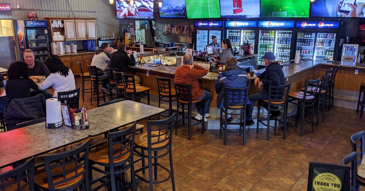 Contact Odis 12 Sports Bar & Grille Sports Bar in Erie, PA