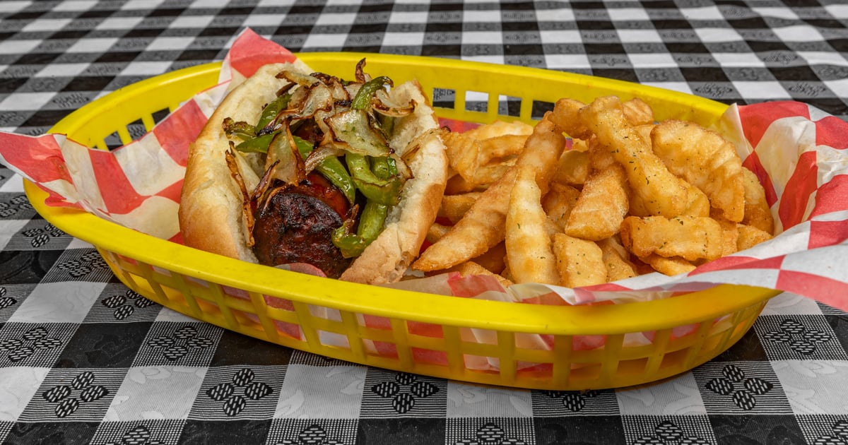 Smoked Beef Sausage Sandwich Lunch Special EDee's Place BBQ Barbecue Restaurant in GA