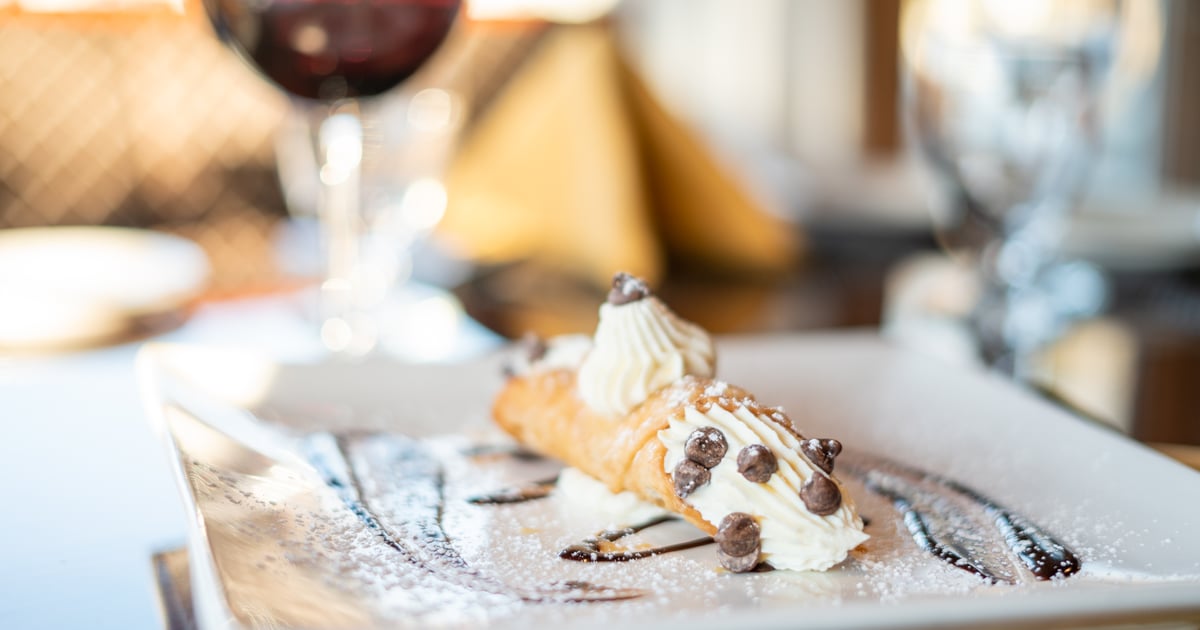 Cannoli Specials Pecorino Romano Tuscan Cuisine Italian