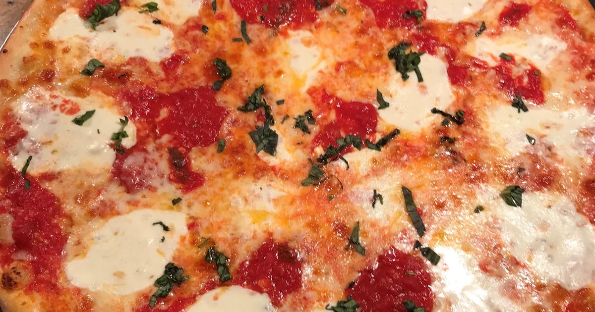 Tony & Bruno's - Pizza Restaurant in IL