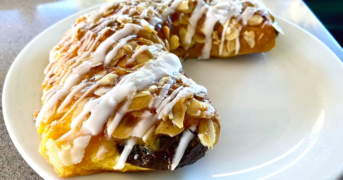 Bear Claw Bakery Counter D.Z. Akin's Restaurant