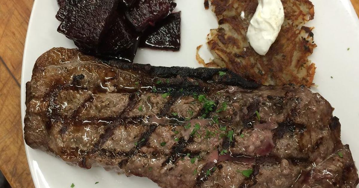 Features Abeel's Restaurant Restaurant in Ballston Spa, NY