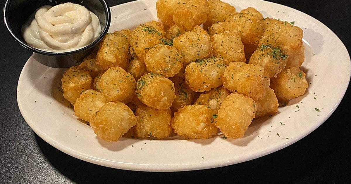 TRUFFLE TOTS FOOD Pub Bricco
