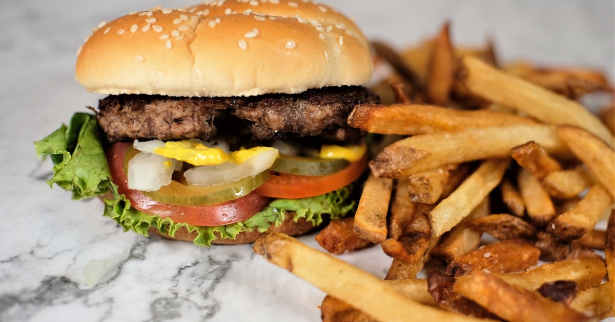 US Cafe Burgers & Wings Restaurant in Smyrna & Atlanta