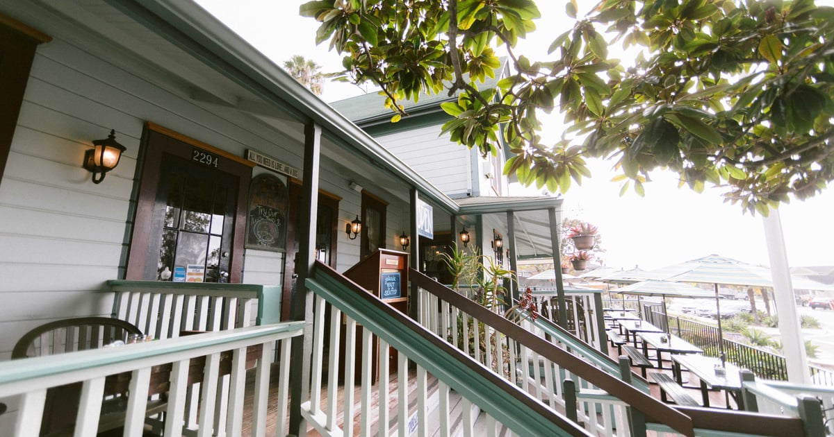 About Summerland Beach Cafe American Restaurant in Summerland, CA