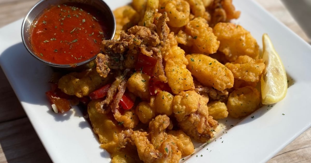Fried Calamari - Regular Menu - Welly's Restaurant - American ...