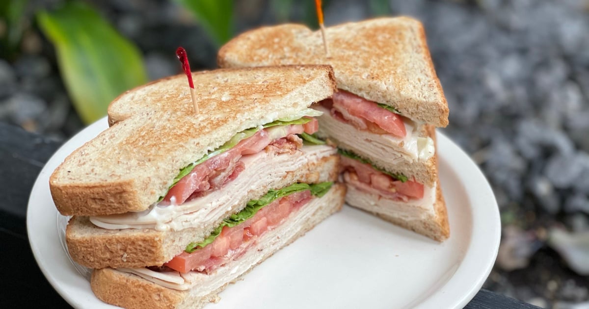 Club Cafe Menu The Lunch Box Buffalo