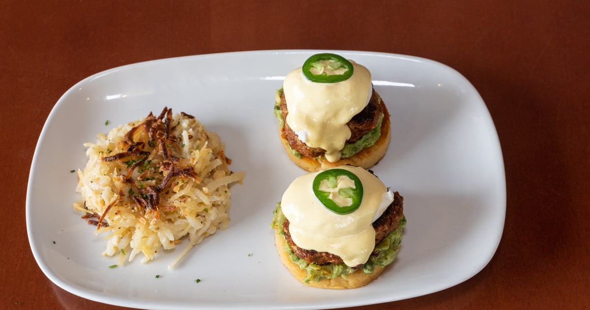 Lago Benedict Brunch Menu Charlie's on Prior