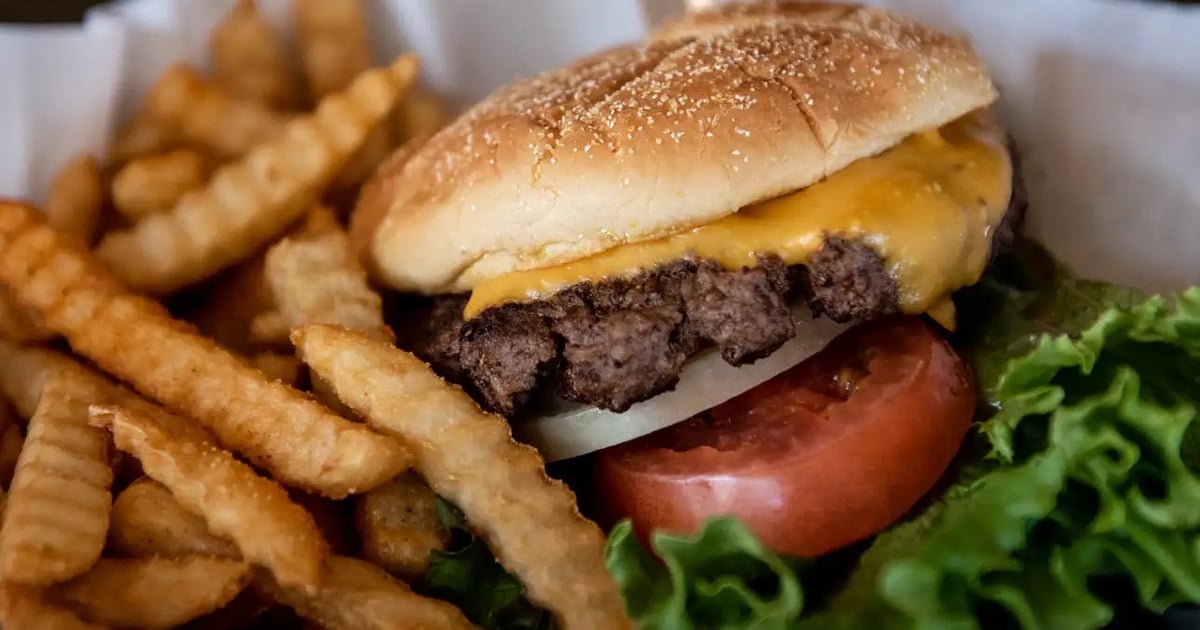 Cheeseburger - Specials - Doc's Backyard Grill | An Austin Staple ...