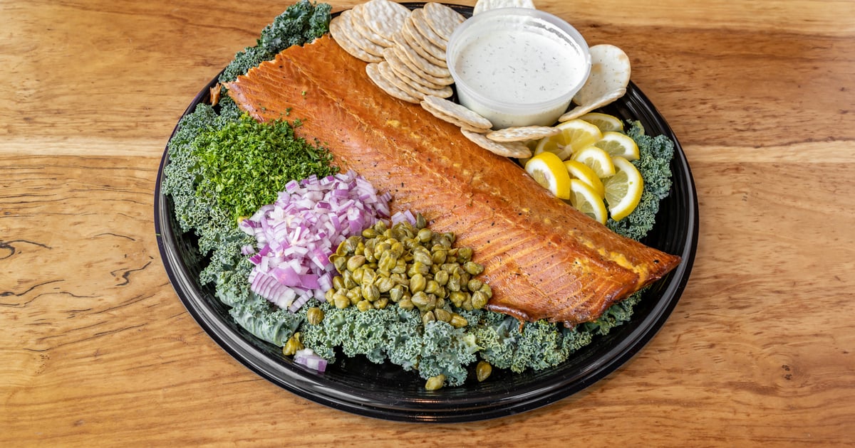 smoked-salmon-platter-fresh-fish-market-market-street-grill