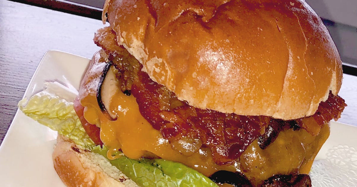 Riley S Burger Lunch Menu Riley S By The Sea Seafood Restaurant In Stratford Ct