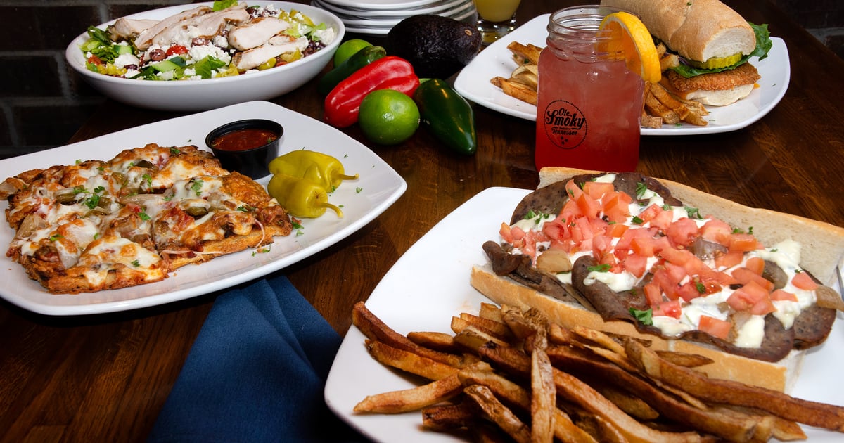 Gallery The Whistle Sports Bar & Grill Sports Bar in Oak Lawn, IL