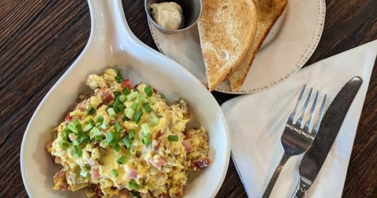 Meat Lover's Skillet Breakfast Perky Beans Coffee & PB Café