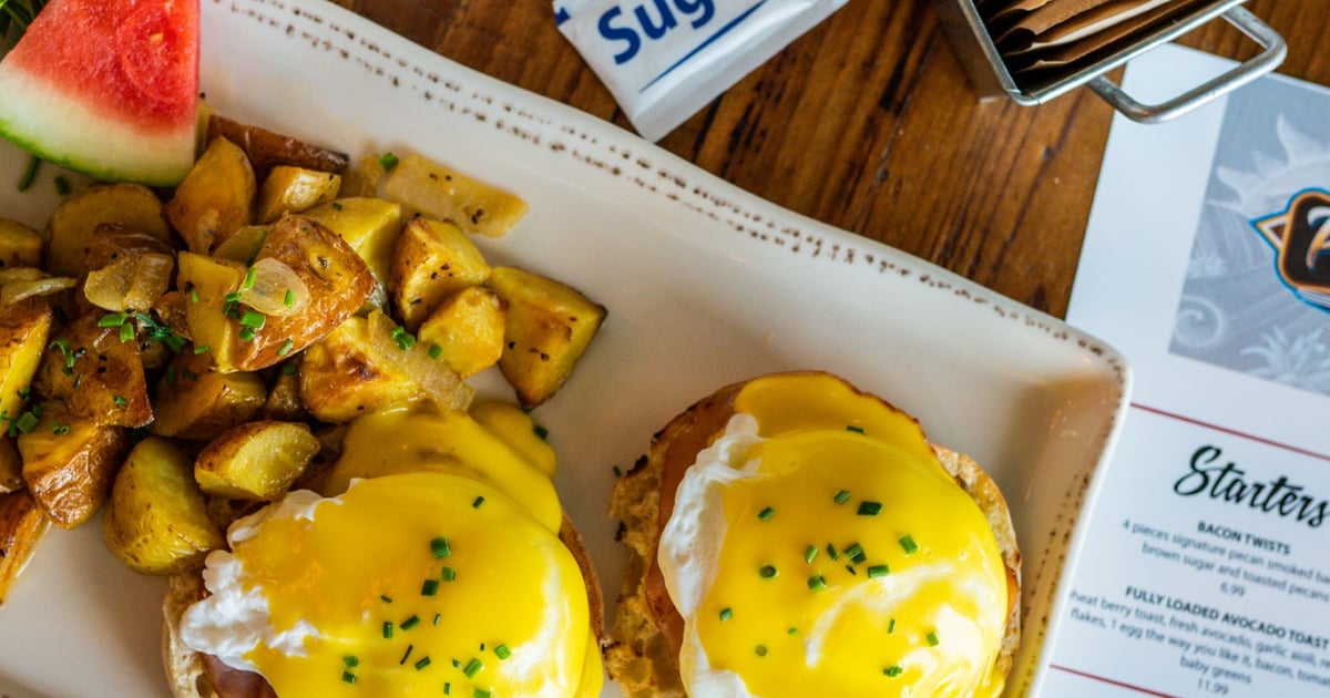 Traditional Benedict Breakfast Perky Beans Coffee & PB Café