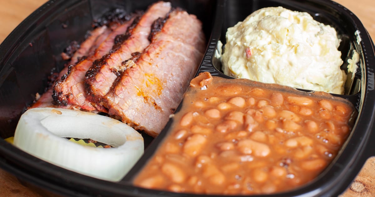 Brisket Plate - Curbside Menu - The Big Bib BBQ - Barbecue Restaurant in TX