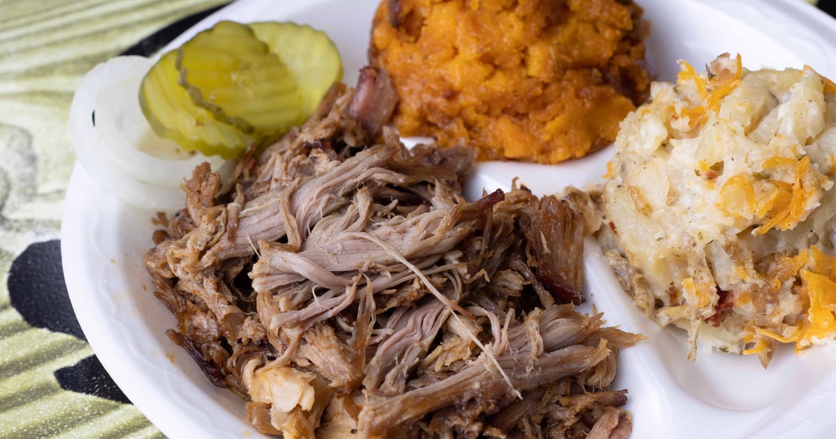 Pulled Pork Plate - Menu - The Big Bib BBQ - Barbecue Restaurant in TX