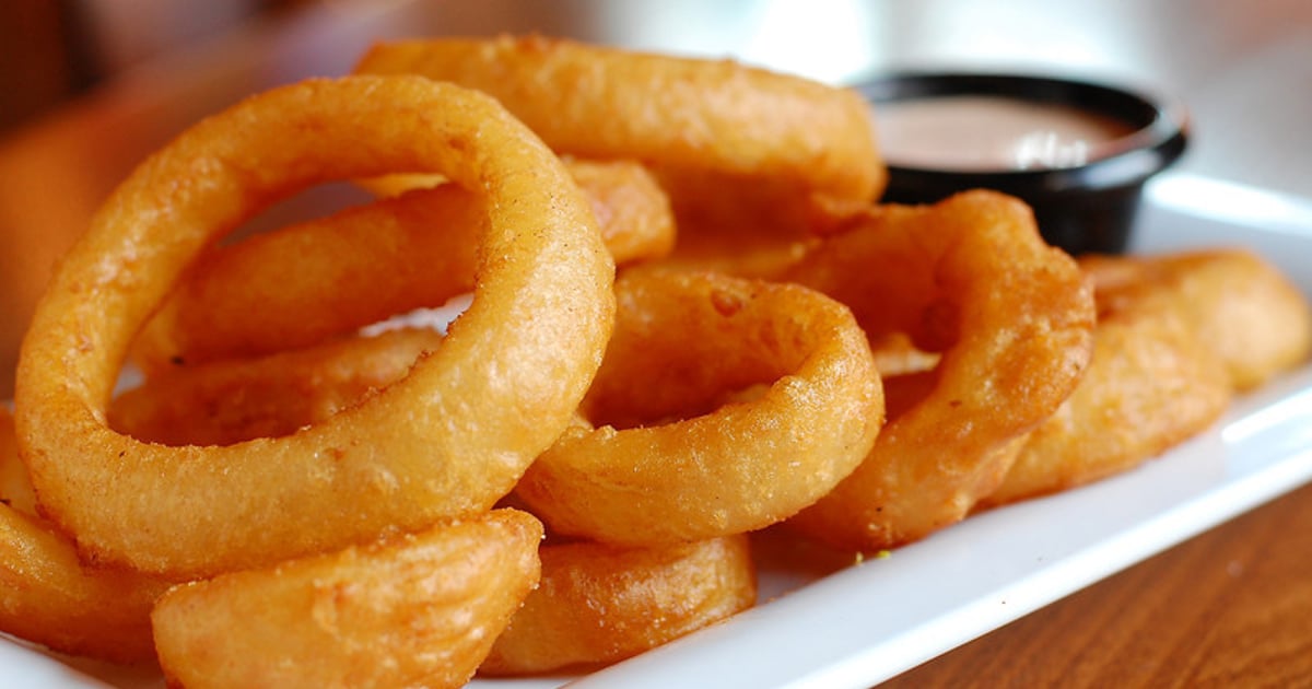 Shannon's Lightening the Load: Trader Joe's Beer Battered Onion Rings