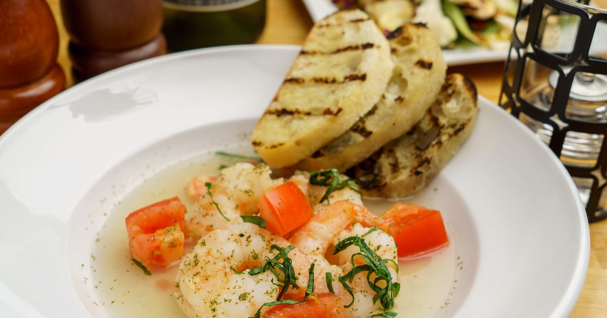 Gamberi All' Aglio Menu Caffe Amici Restaurant in