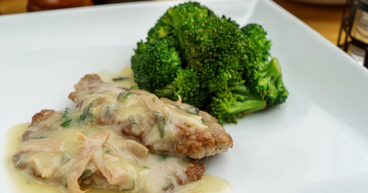 Vitello Saltimbocca Menu Caffe Amici Cafe in