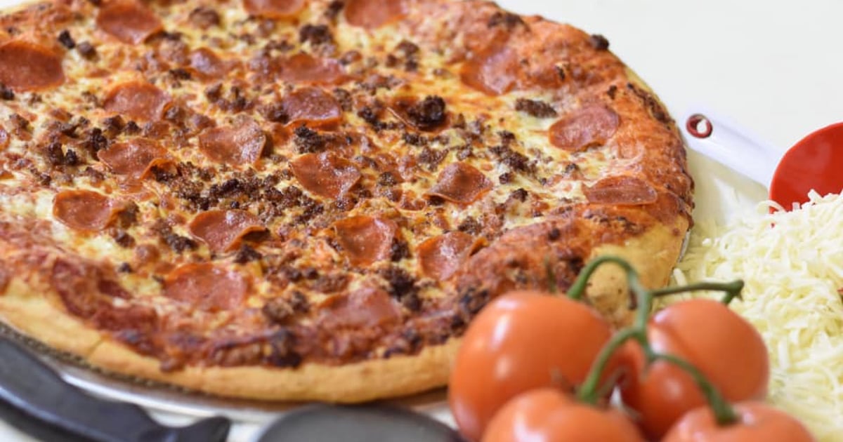 16Inch Local FreshDough Pizza Our Menu Fuller's Market