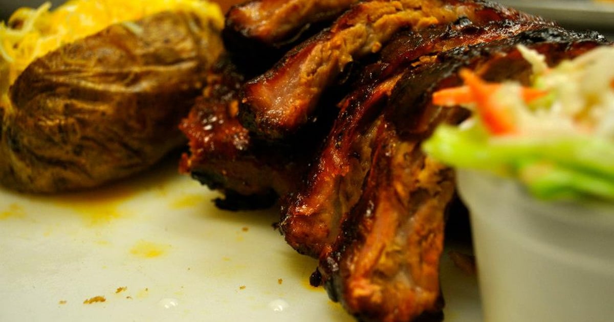 MenuImages Sugarfoot BBQ Restaurant in Osceola, MO