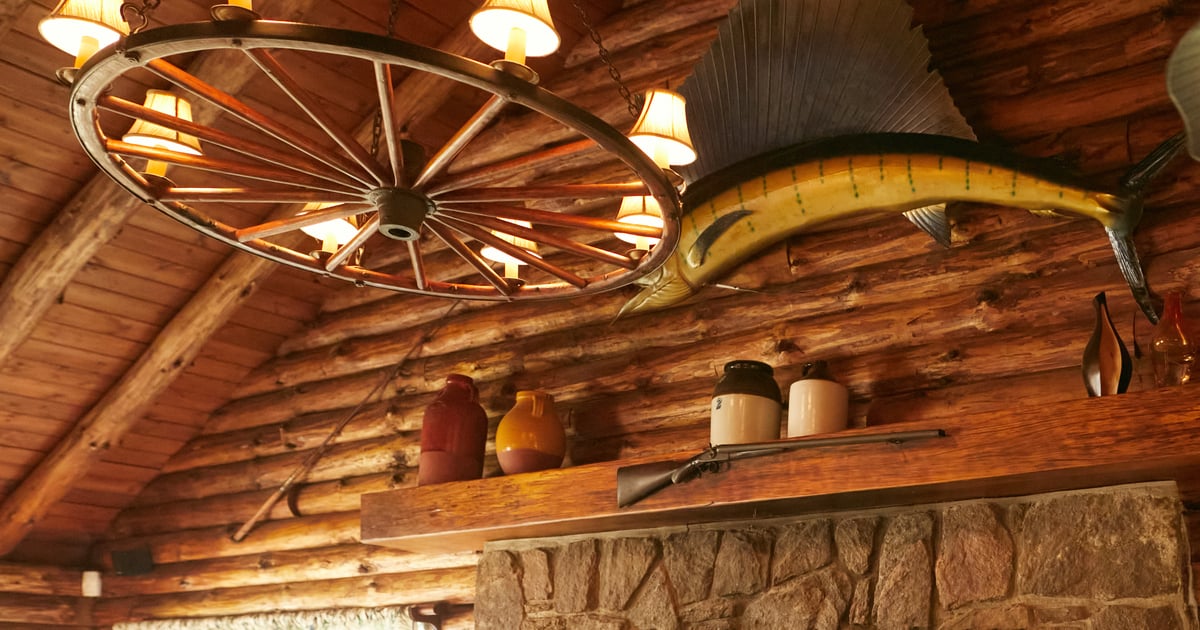 the log cabin restaurant