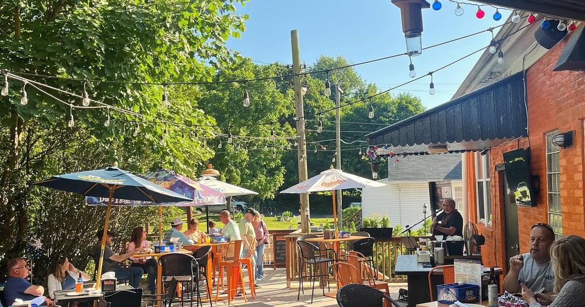 The Upper Deck Sports Bar & Grill Sports Bar in Mount Airy, MD