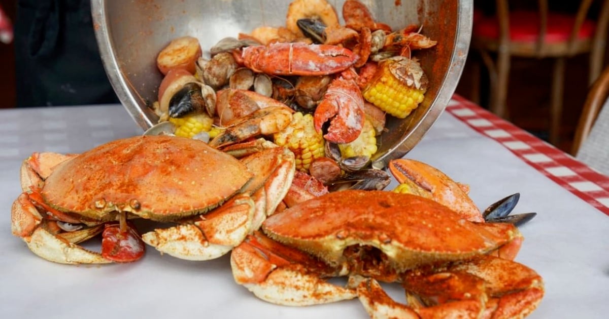 "The Pacific" Menu & Drinks The Crab Pot Bellevue Seafood