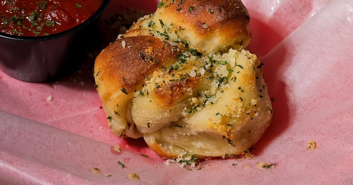 garlic-knot-pielands-ordering-pielands-sub-slice-atlanta-s-favorite-neighborhood-pizzeria